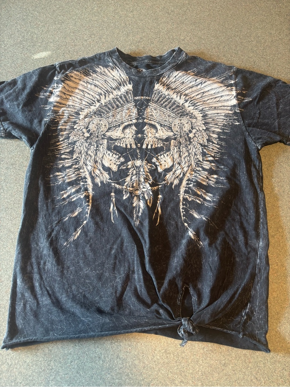 Women’s Graphic Black Skull & Feather Tee